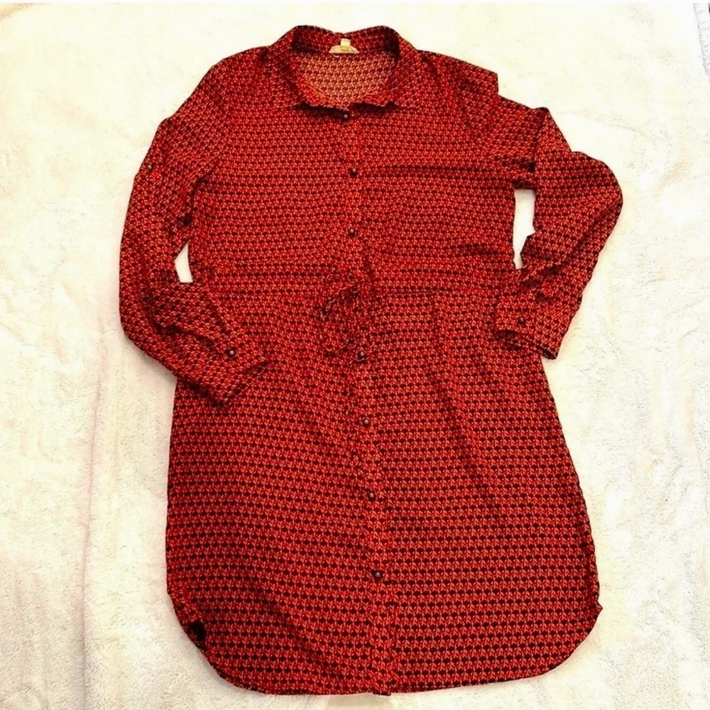 Maison Jules Orange and Blue Geometric Dress. Long sleeved with roll up buttons.